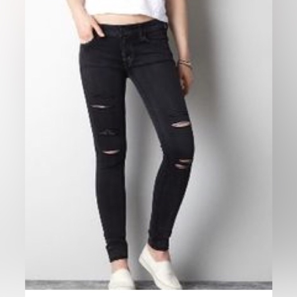 AE DISTRESSED BLACK WASHED OUT JEANS SUPER STRETCH X4 RAW HEM